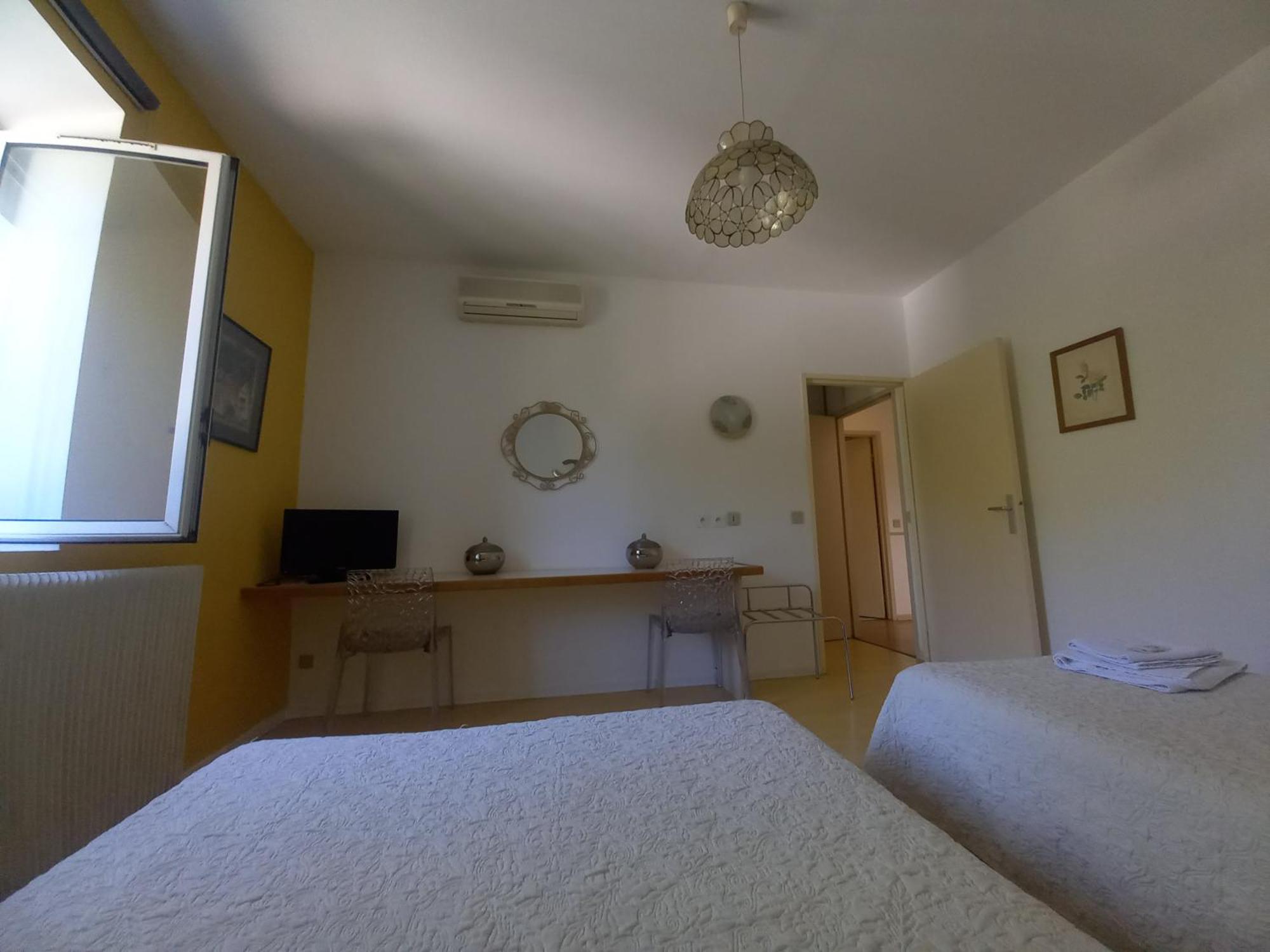 Hotel Acapulco Montpellier Eksteriør bilde